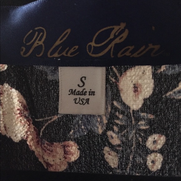 Francesca’s Black Floral Faux Wrap Peplum Top - Picture 3 of 4